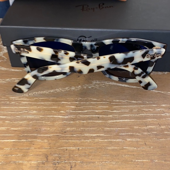 Ray-bans - Picture 2 of 5